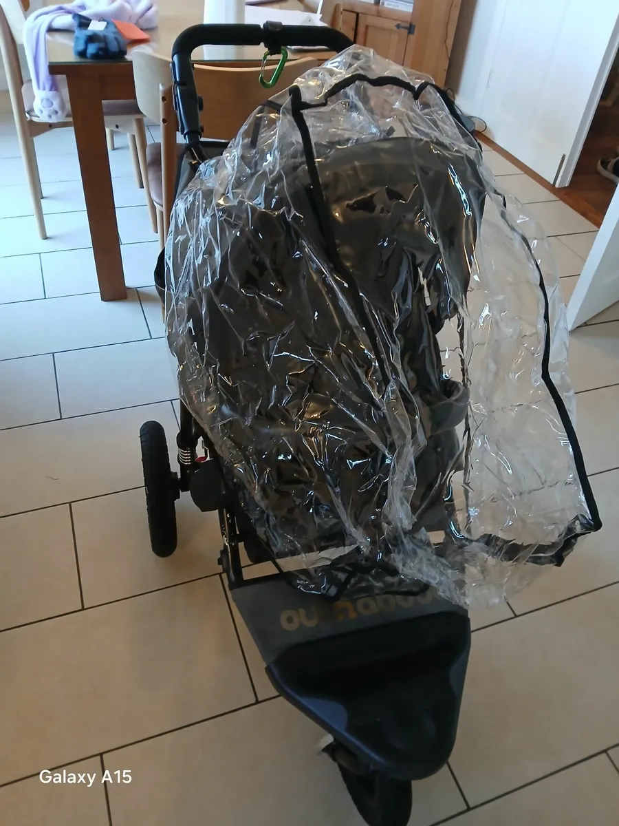 Out and About buggy - Image 1