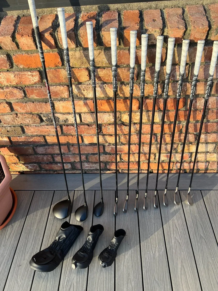 Golf Clubs - Image 1