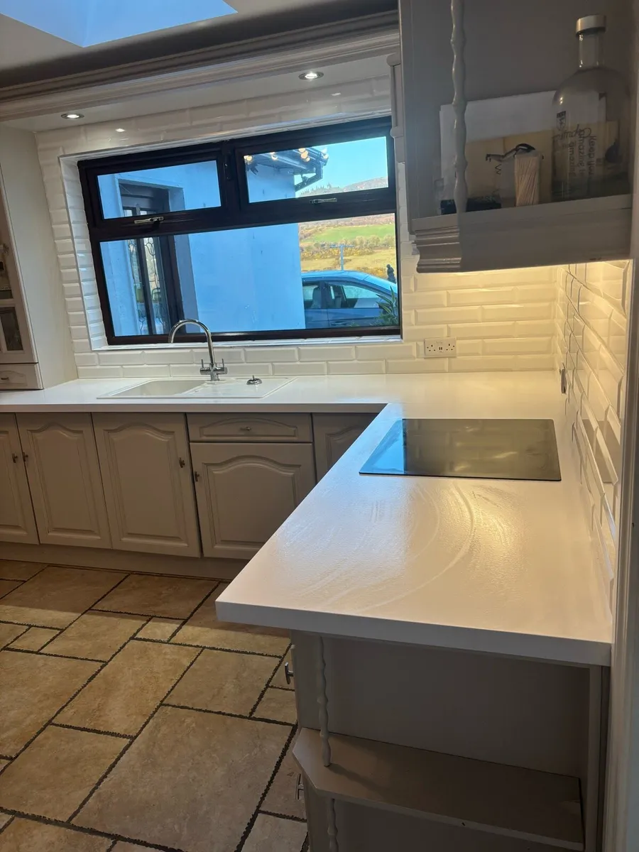 Oak Kitchen and utility - Image 4