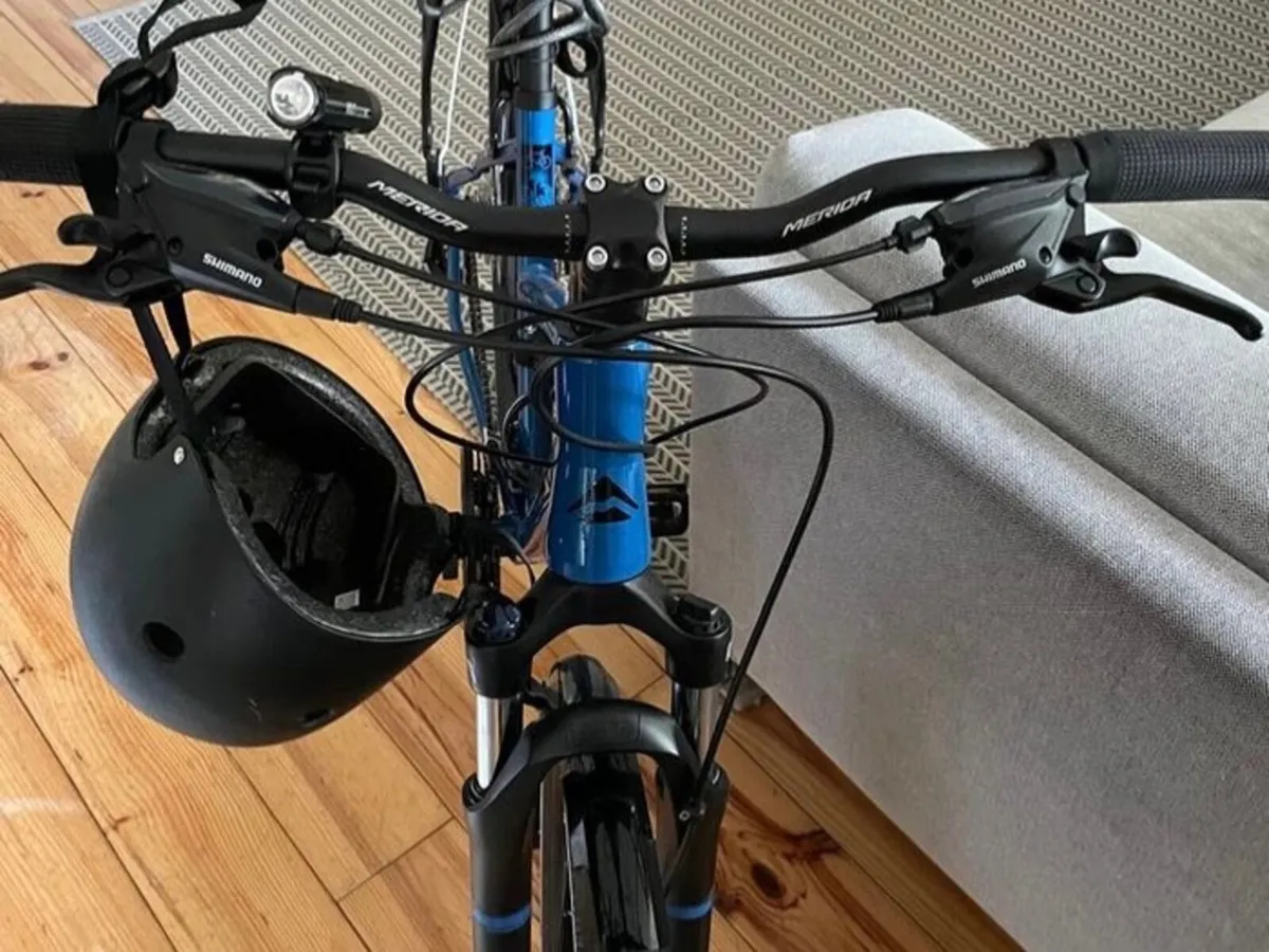 Merida Crossway bike, size M - Image 2