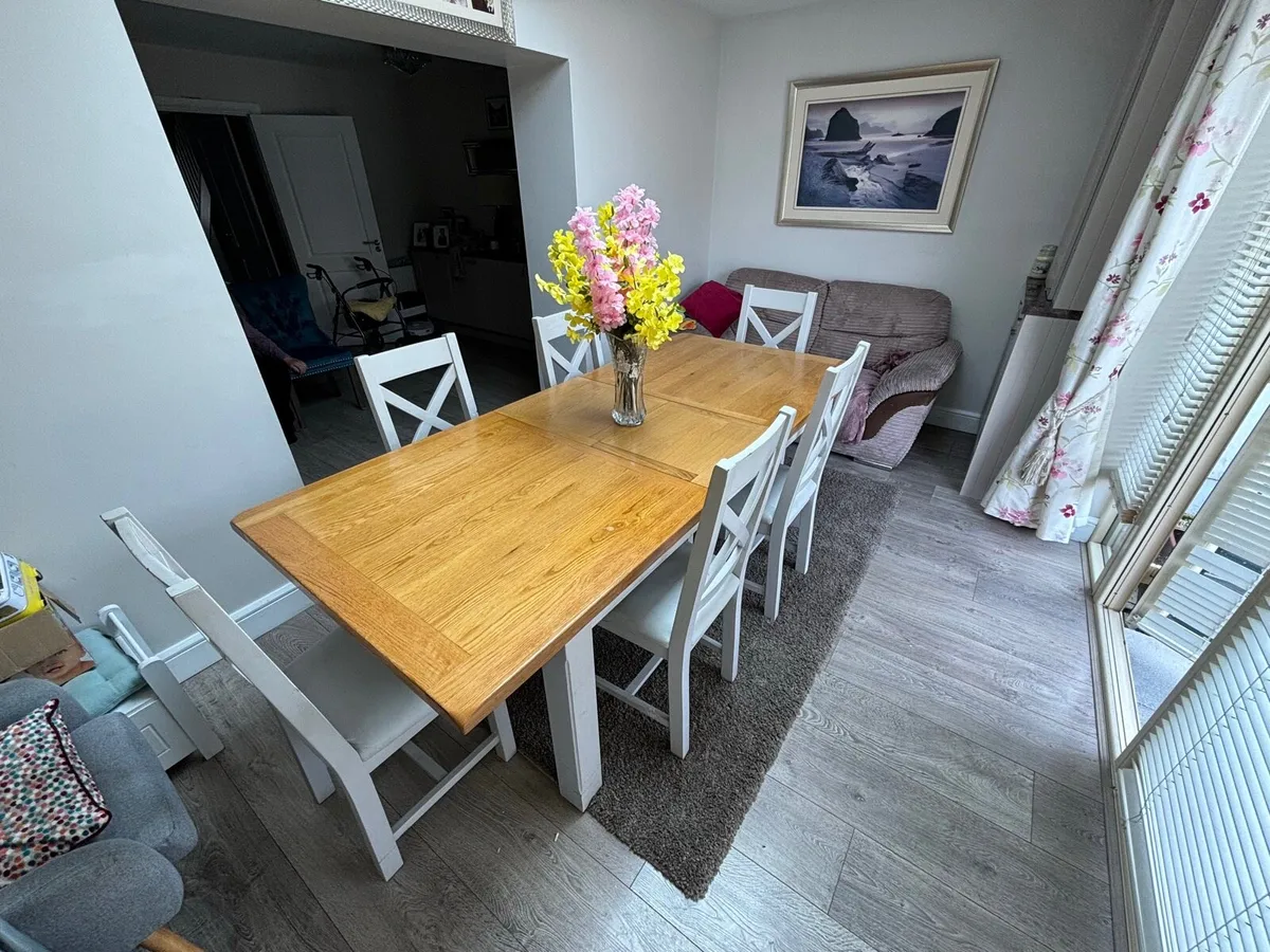 Kitchen Table and Chairs - Image 1