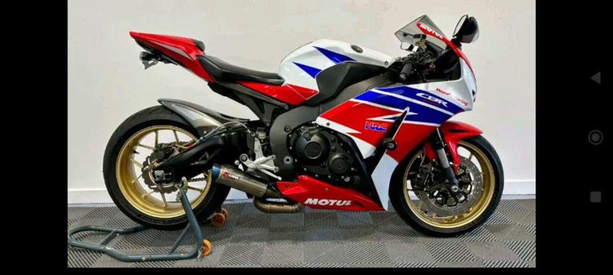 Honda Fireblade - Image 1
