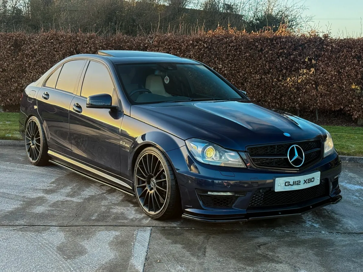 2012 Mercedes-Benz C63 AMG Performance Pack - Image 4