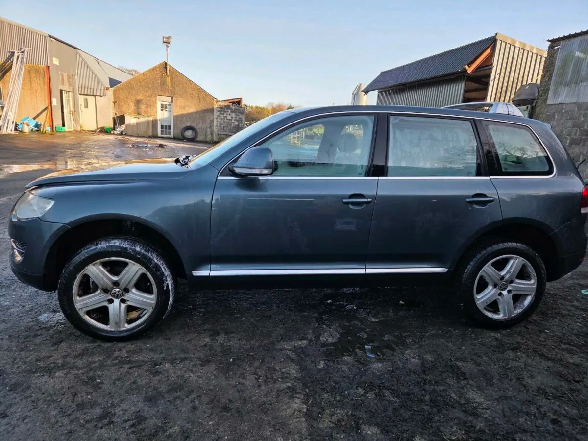 Vw touareg 3.0 V6 225hp - Image 3