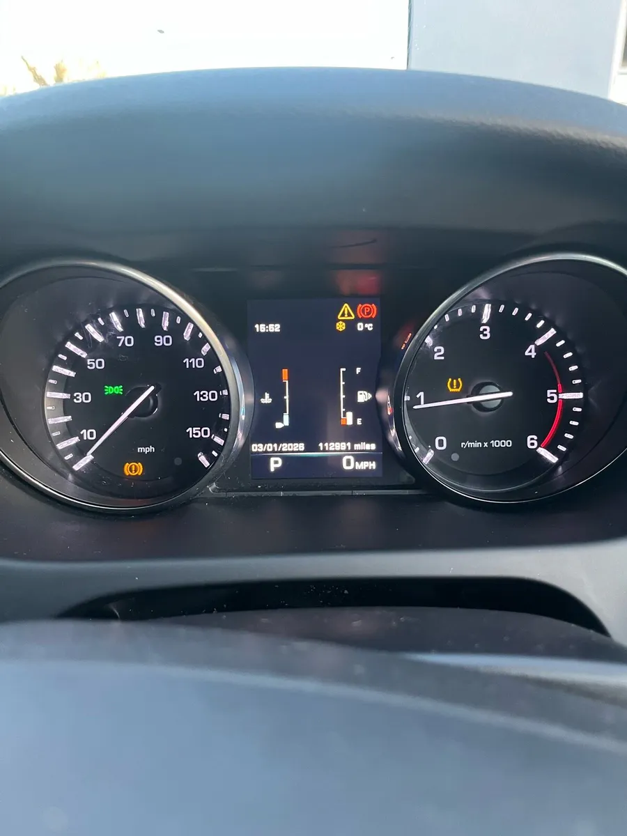 Range Rover Discovery Sport 2016 7 seater - Image 3