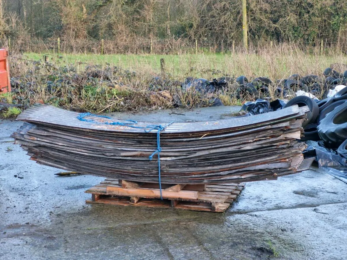 Used Galvanised Sheeting - Image 1