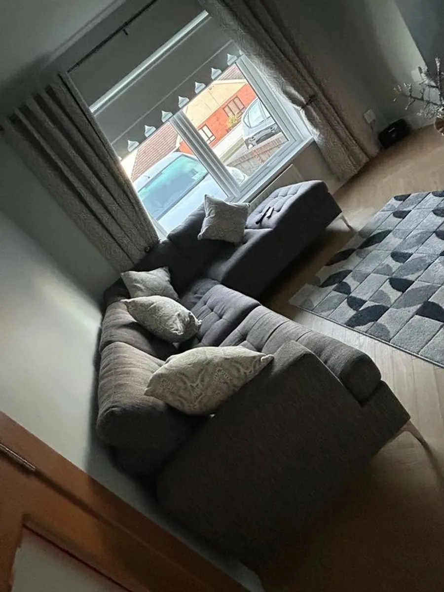 corner sofa - Image 2