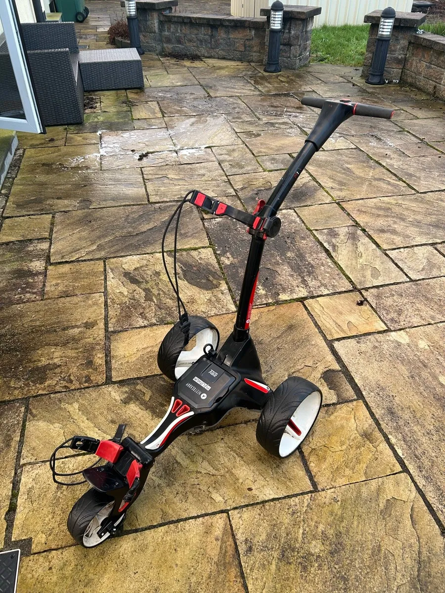 Motocaddy trolley - Image 1