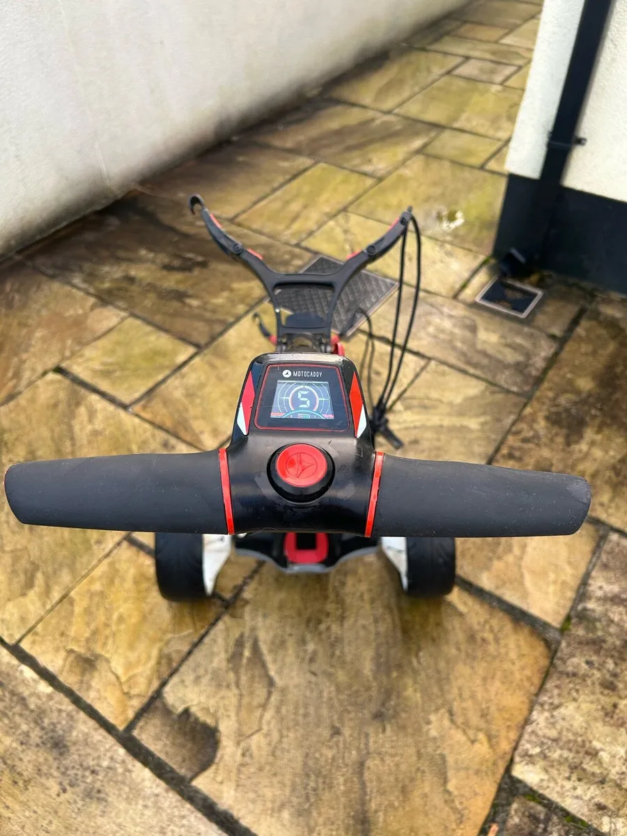 Motocaddy trolley - Image 2