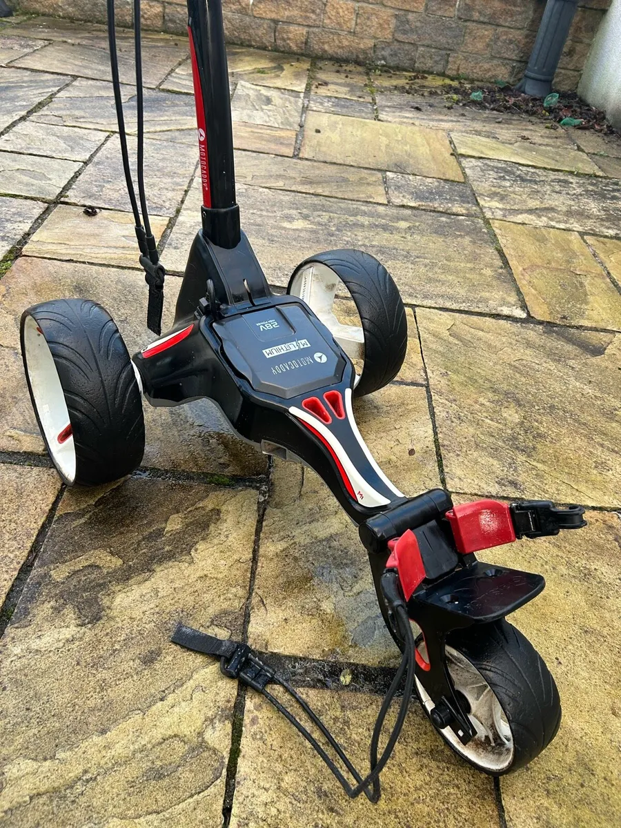 Motocaddy trolley - Image 3