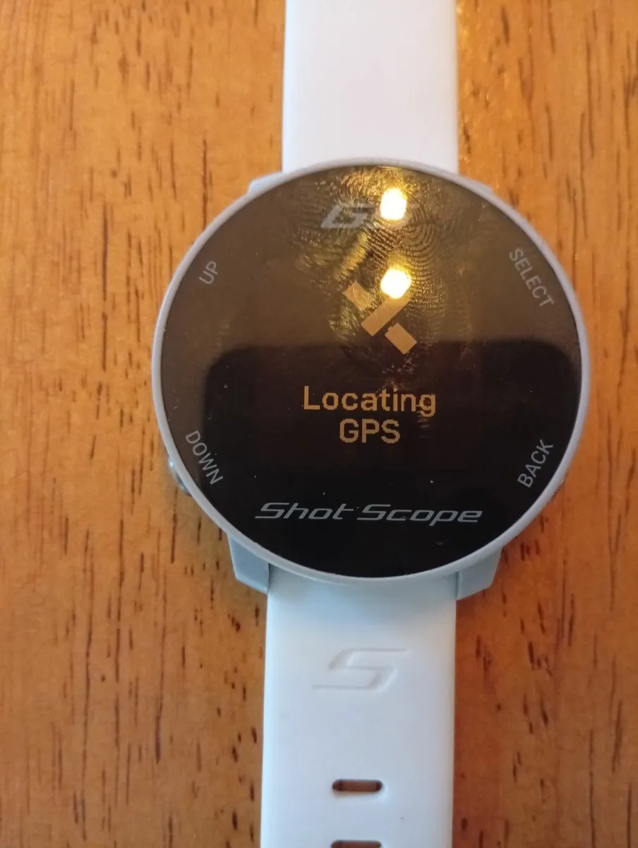 Garmin  G5 GPS Golf Watch As New used once - Image 2