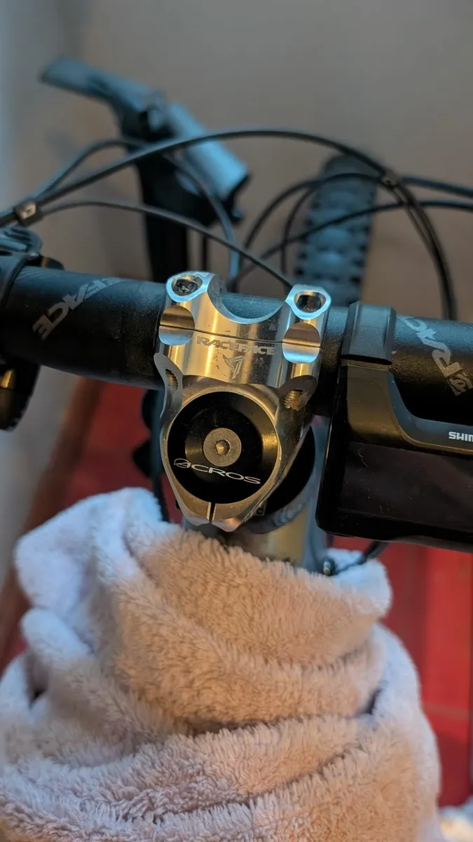 Commencal Meta SX Power 2020 eMTB - Image 2