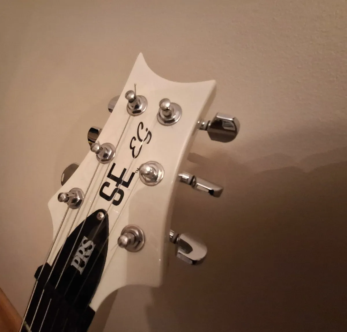 PRS SE EG Guitar in Excellent Condition - Image 2