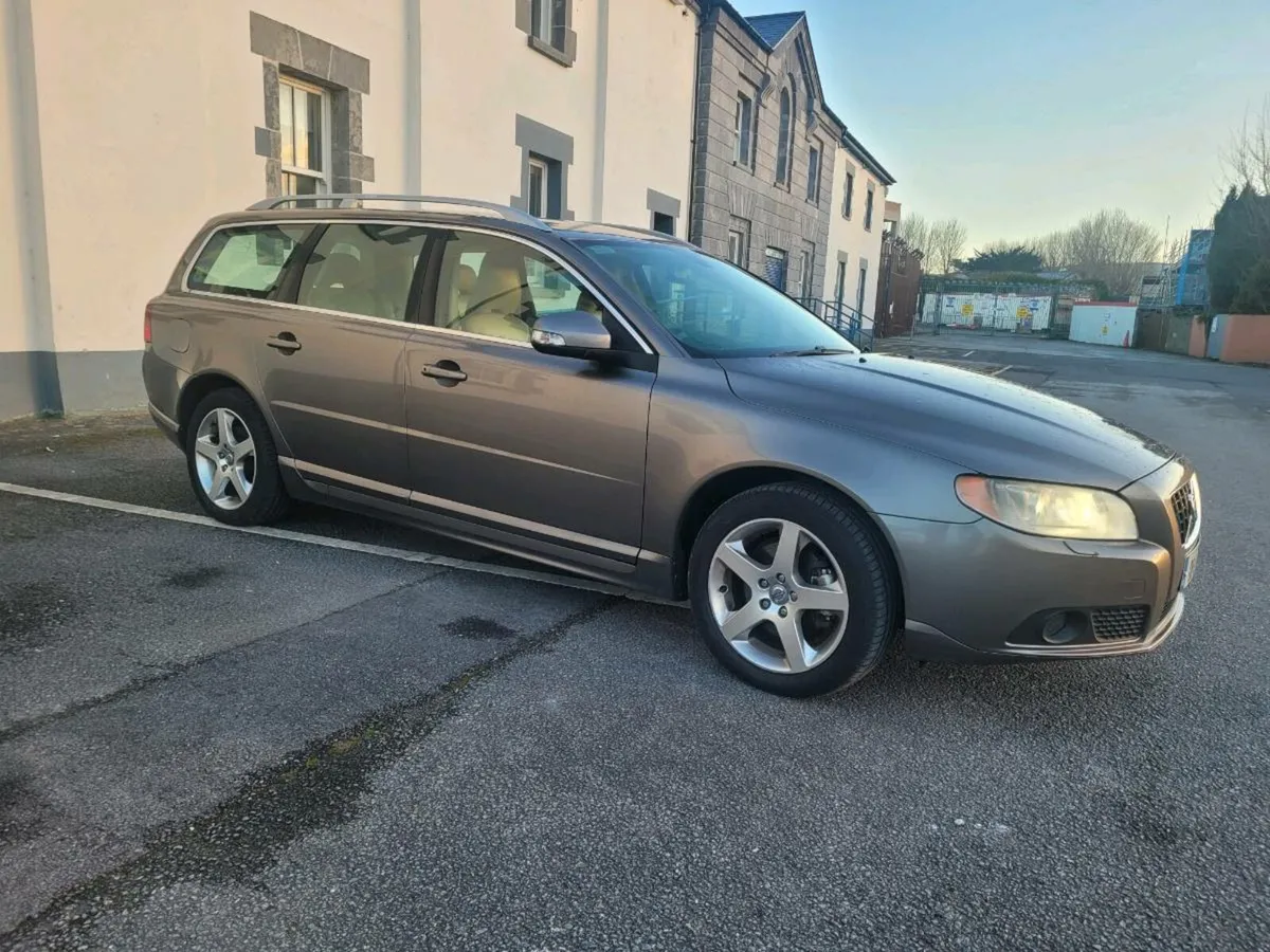 CLEAN 2008 VOLVO V70 NEW NCT. HIGH SPEC. - Image 2