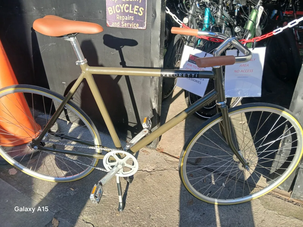 VELORETTI  SINGLE SPEED HUB FIXIE - Image 1