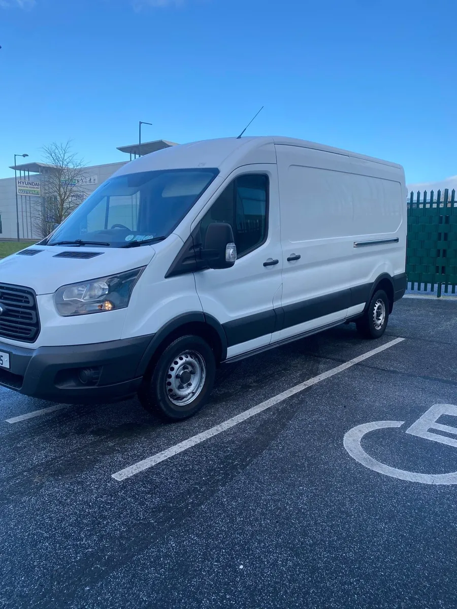 Ford Transit - Image 2