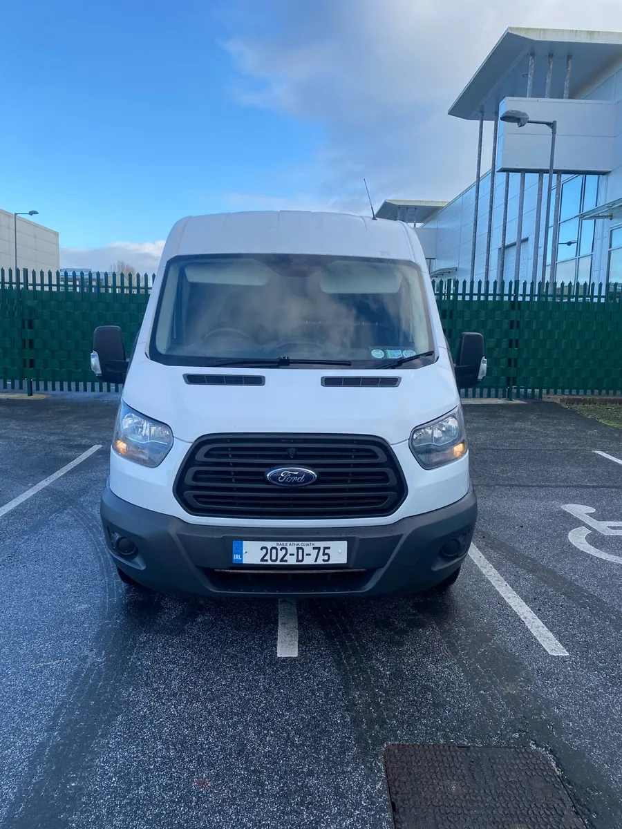 Ford Transit - Image 4