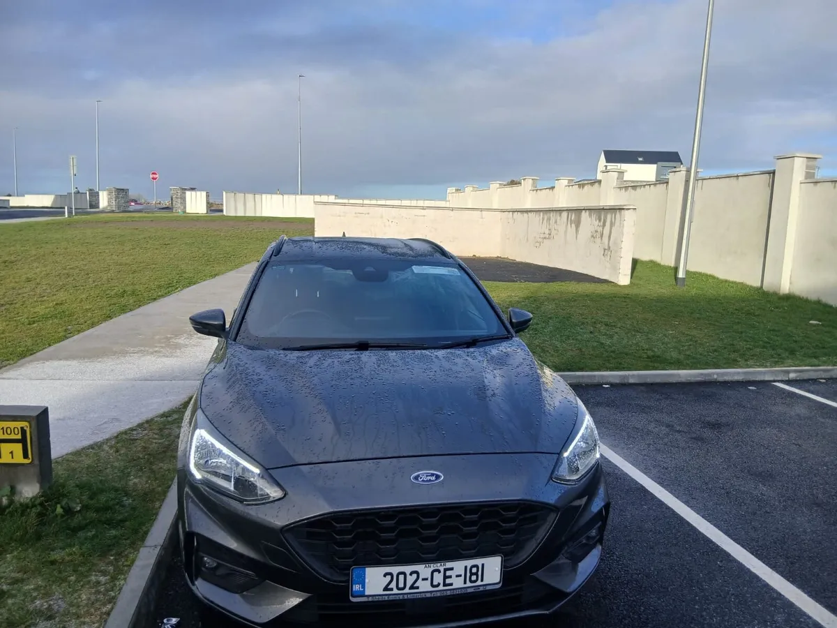 202 Ford Focus - Image 2