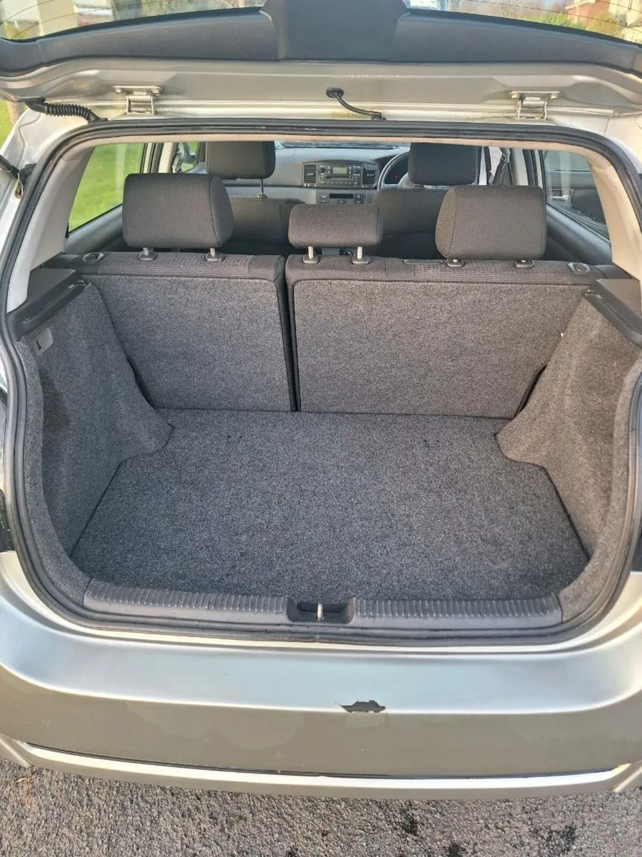 2006 Toyota Corolla - Image 4