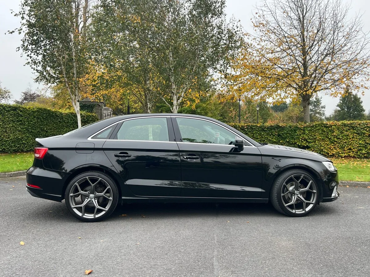 171 Audi A3 automatic €15700 - Image 2