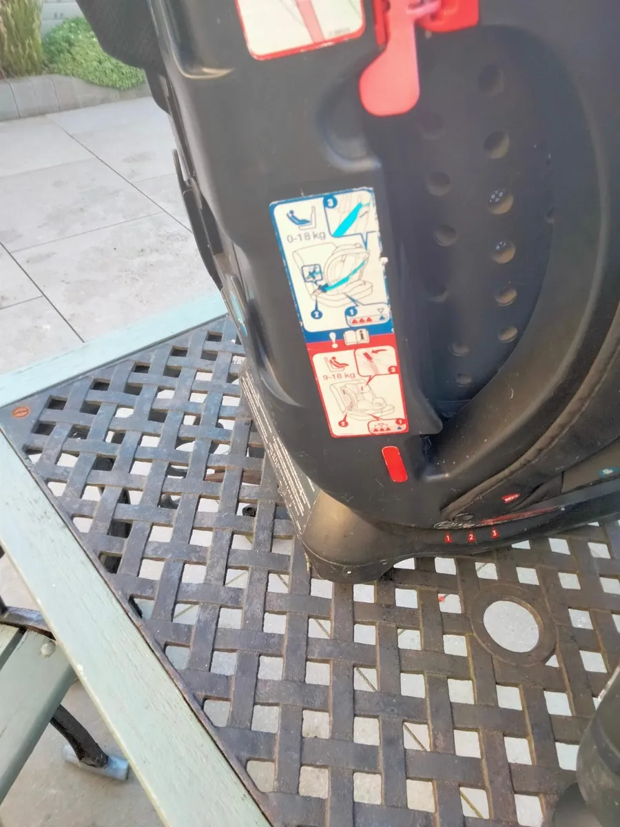 Infant car Seats - Image 3