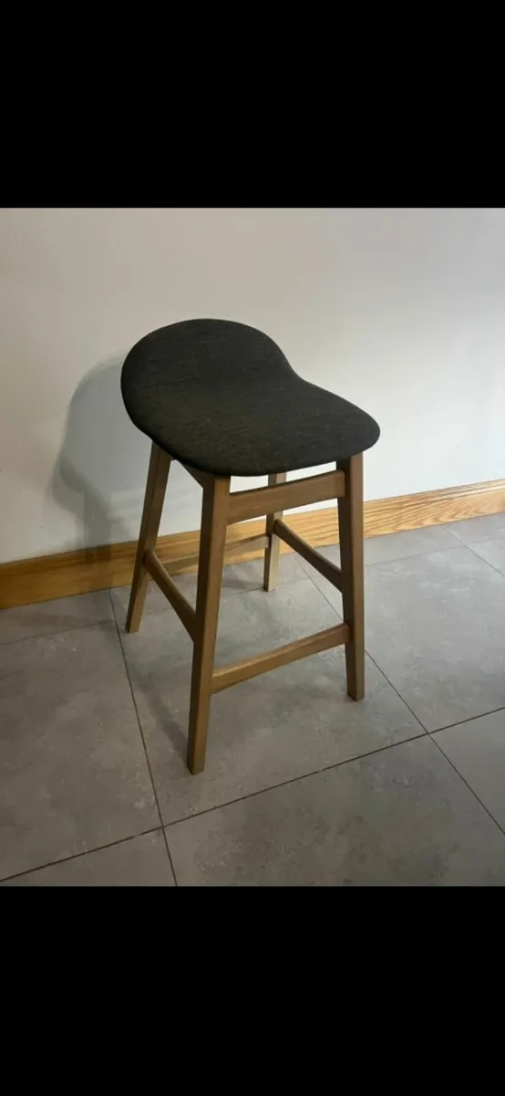Kitchen bar stools for sale - Image 3