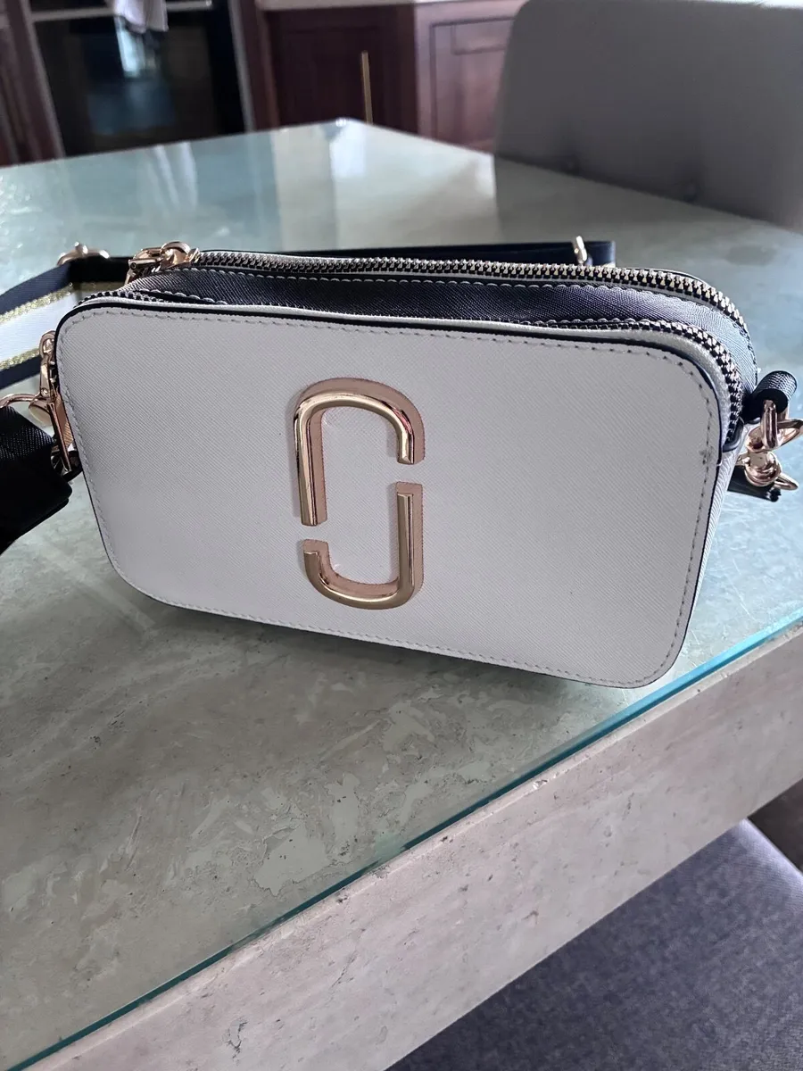 Fake Marc Jacob’s crossbody handbag - Image 1