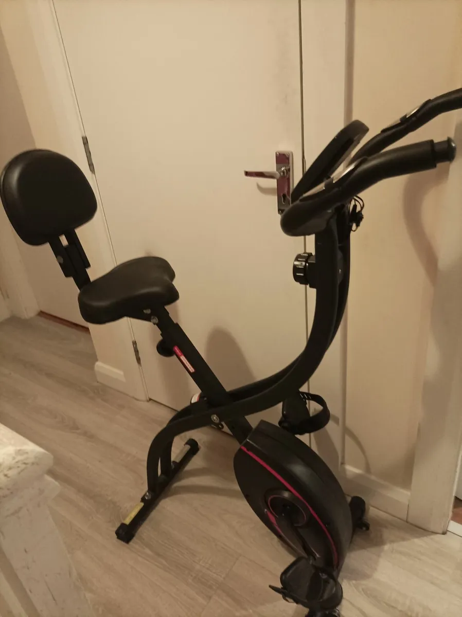 Exercise bike - Image 1