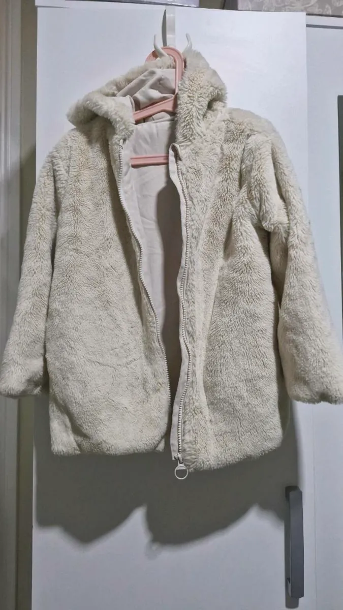 Girl's Cream Coat - Image 1