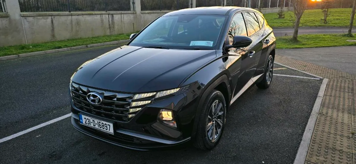 231 Hyundai Tucson 1.6 Diesel Comfort Plus - Image 2