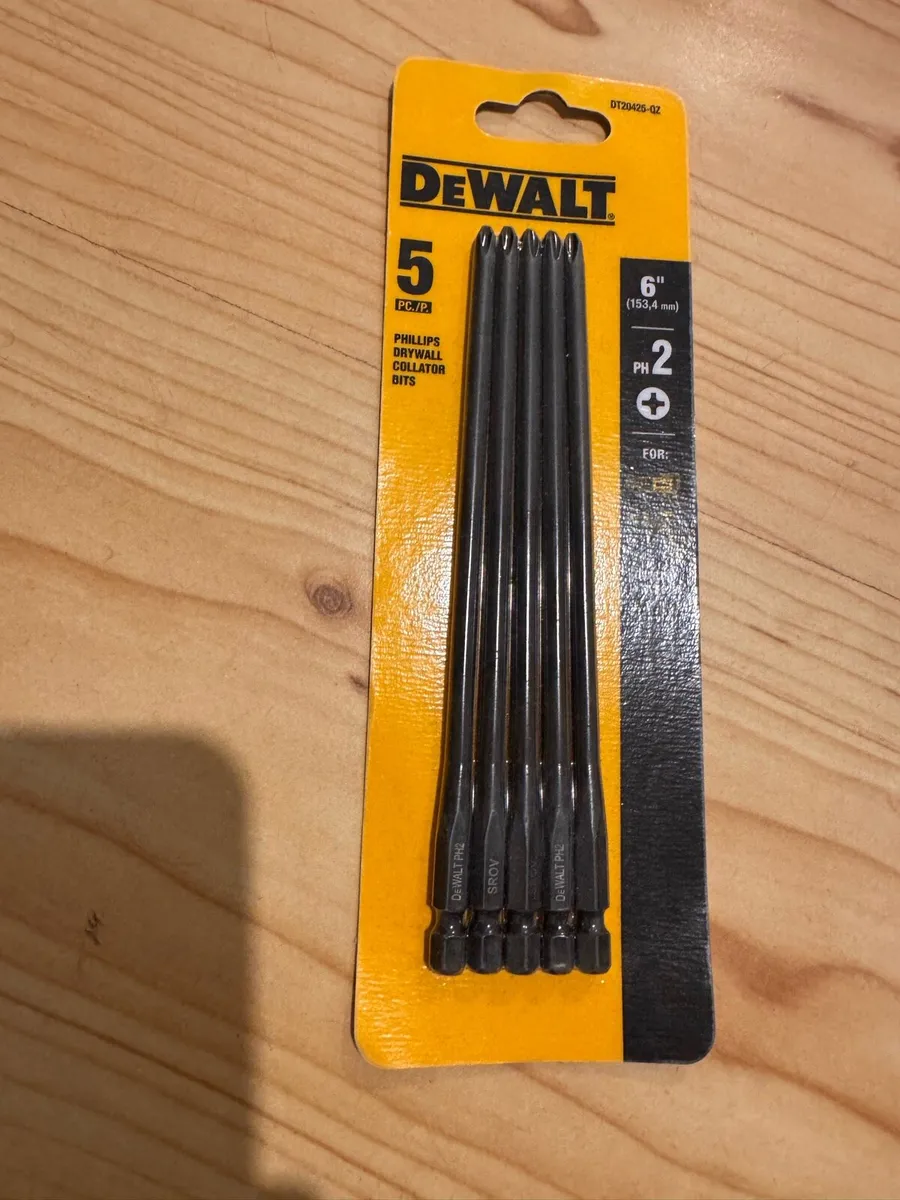 DeWALT XR Collated Drywall Screw Gun + accessories - Image 4