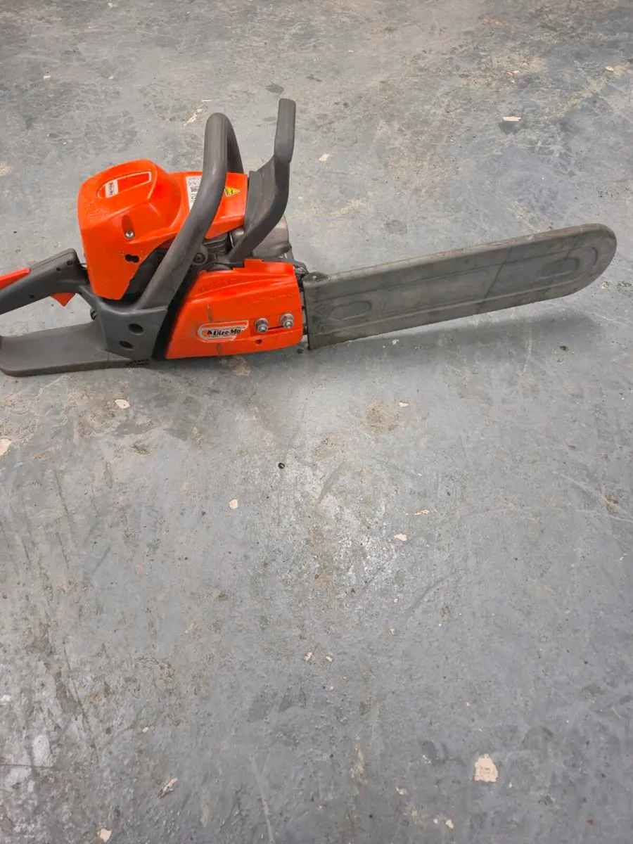 Oleo-Mac  GS 350C chainsaw 2.4HP - Image 2