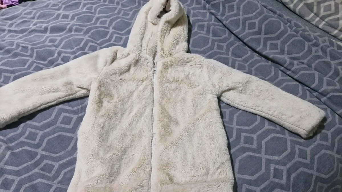 Girl's Cream Coat - Image 2