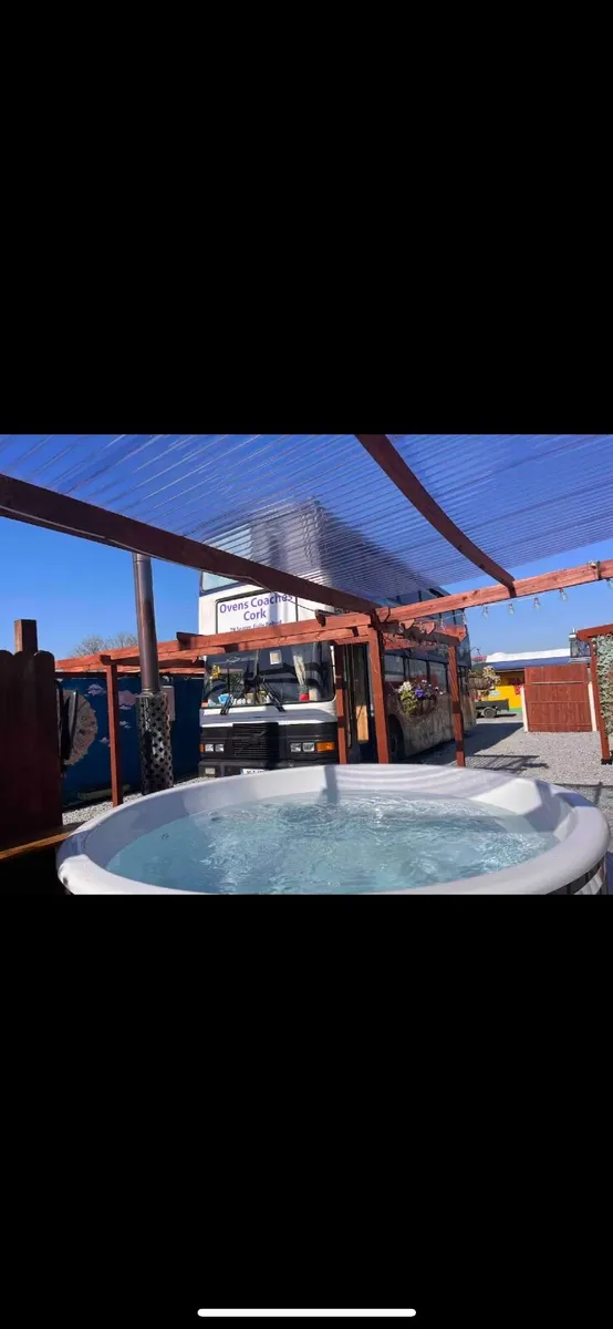 Double decker bus - Image 1