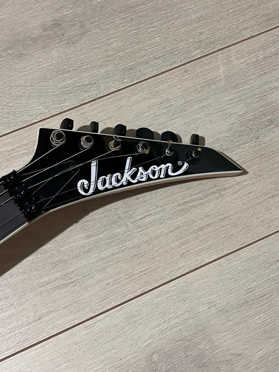 Jackson king v guitar with wall mount - Image 2