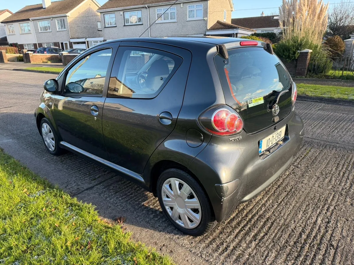 2010 Toyota Aygo LOW MILEAGE - Image 4
