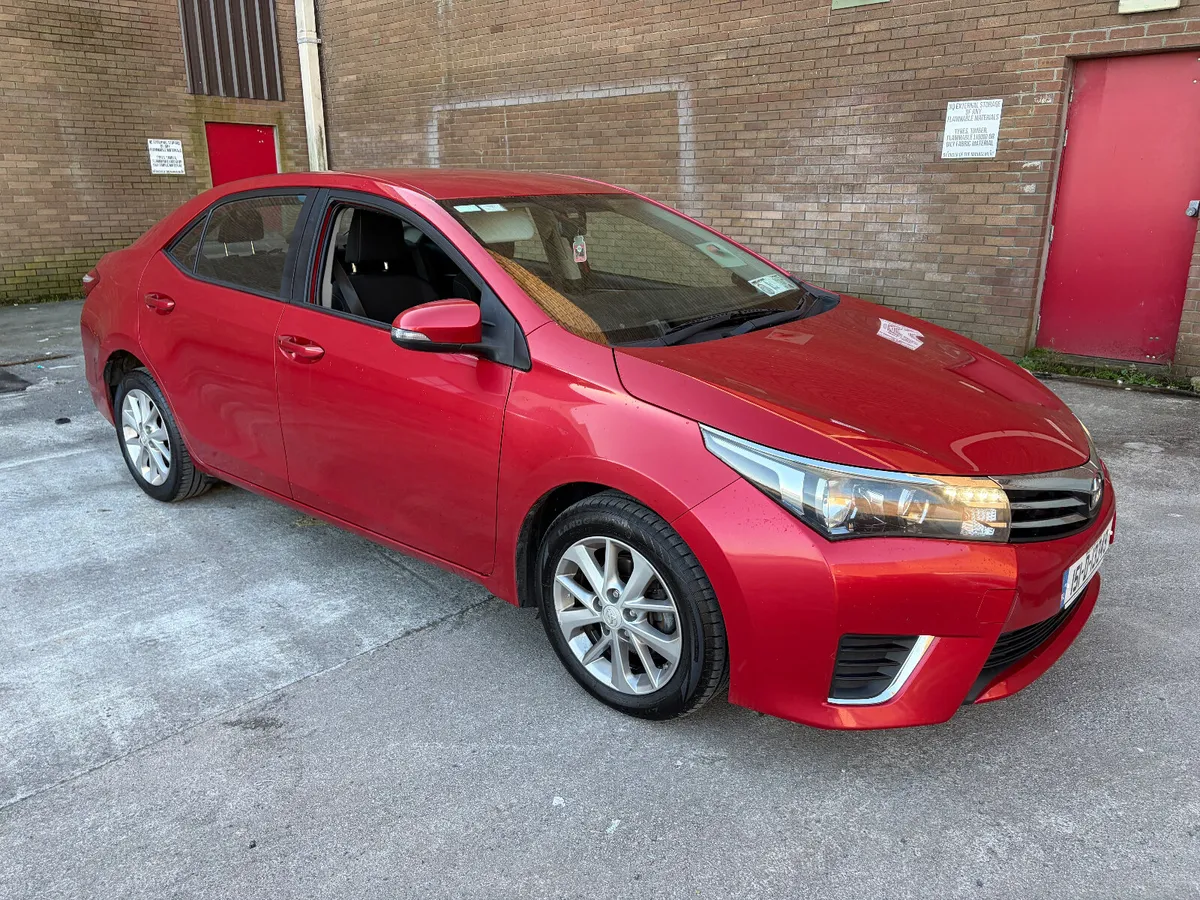 2015 TOYOTA COROLLA 1.4 D4D SALOON - Image 1