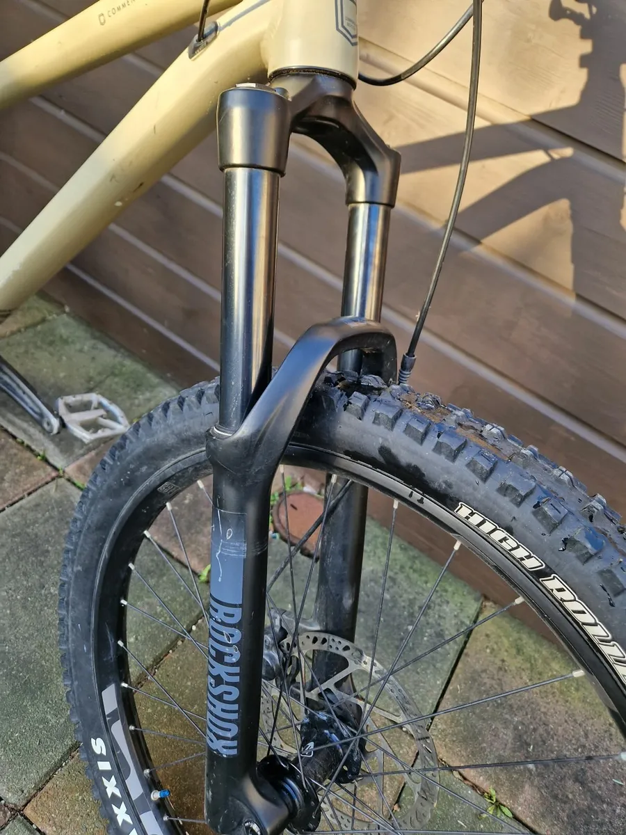 Mountain Bike - Image 4