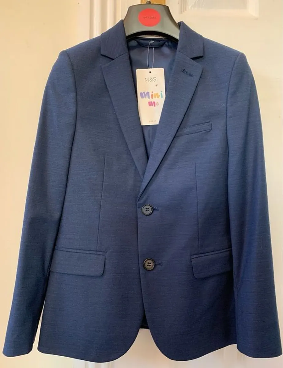 boys suit - Image 1