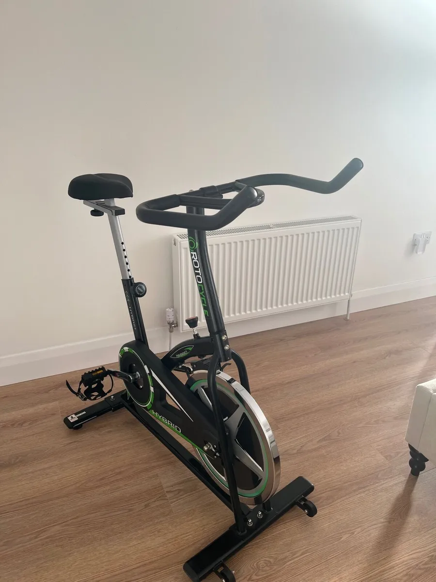 ROTOCYCLE FUSION 2.0 SPIN BIKE - Image 1