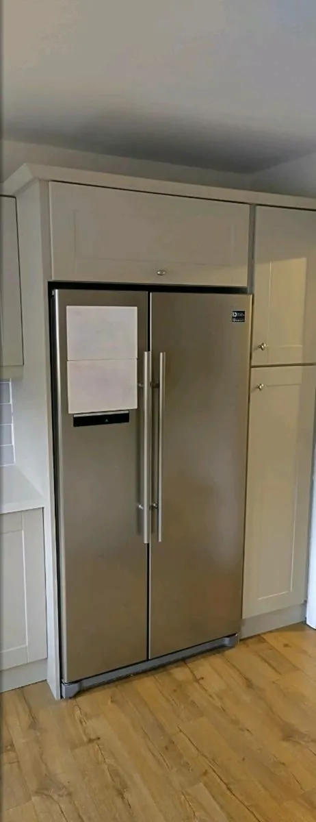 Fridge freezer - Image 1