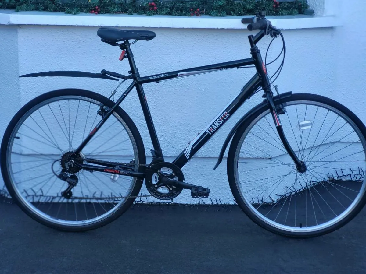 GENTS HYBRID BIKE VERY NICE CONDITION - Image 1