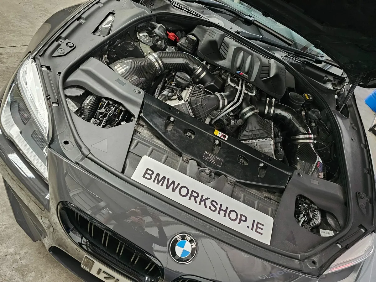 BMW 5-Series 2018 - Image 2