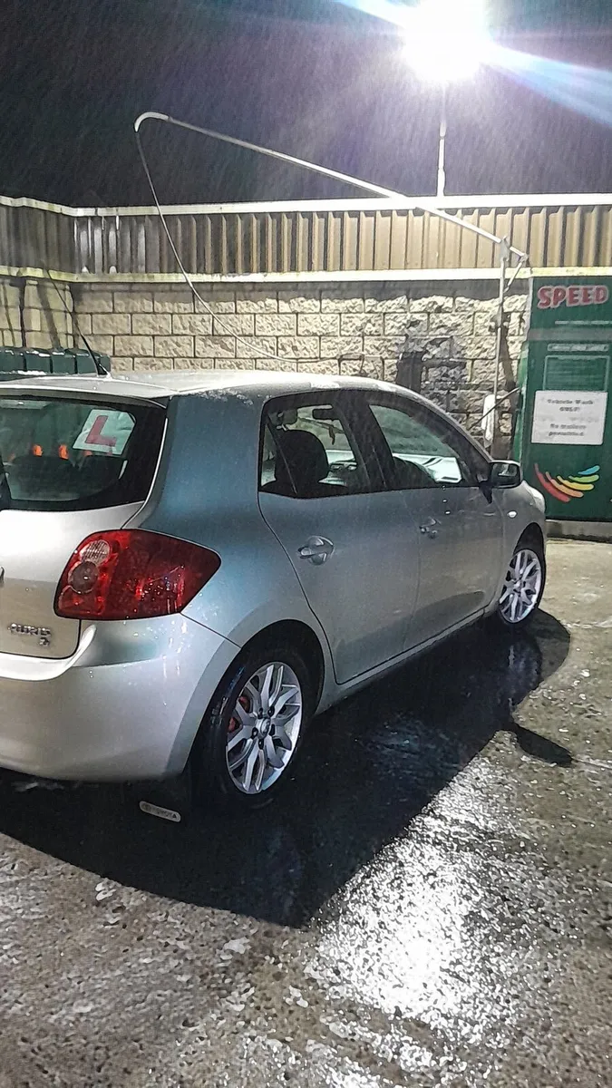 Toyota auris 1.4 diesel d4d open to offers - Image 4