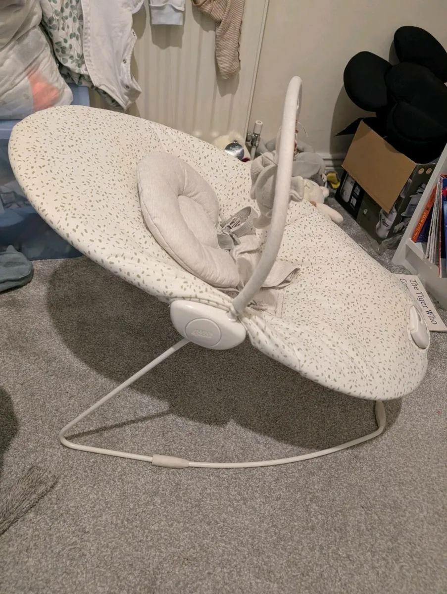 Mamas and Papas Baby Bouncer - Image 1