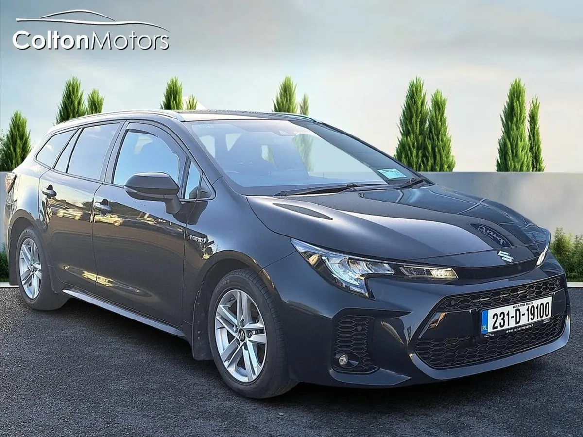 Suzuki Swace Swace 1.8 Hybrid SZ-T CVT - Image 1