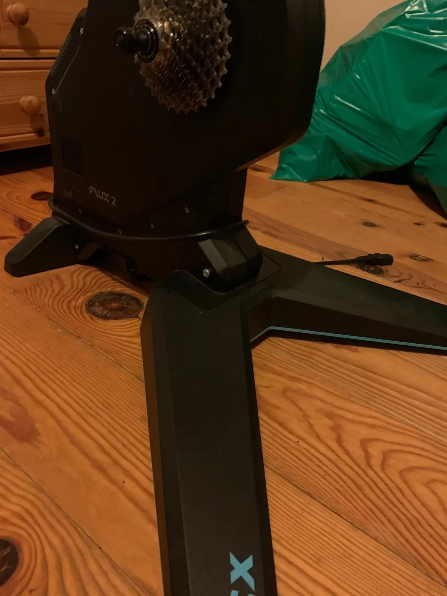 Tacx  Flux2 Turbo Trainer - Image 1