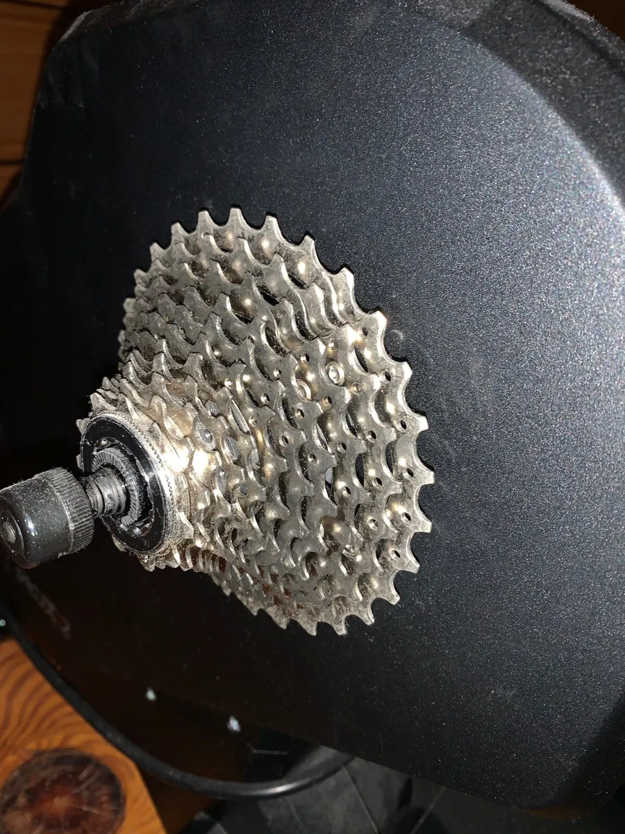 Tacx  Flux2 Turbo Trainer - Image 2