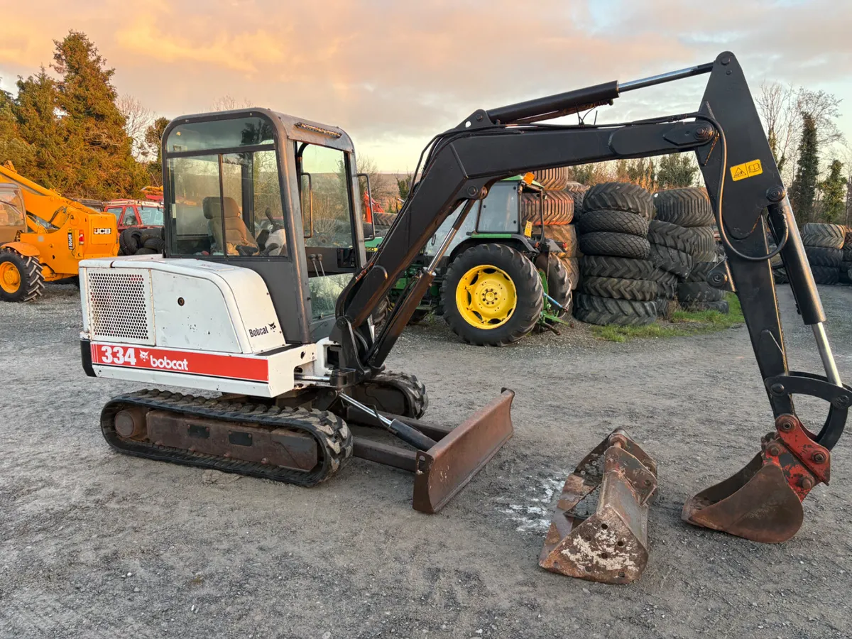 Bobcat 3.3 ton - Image 1