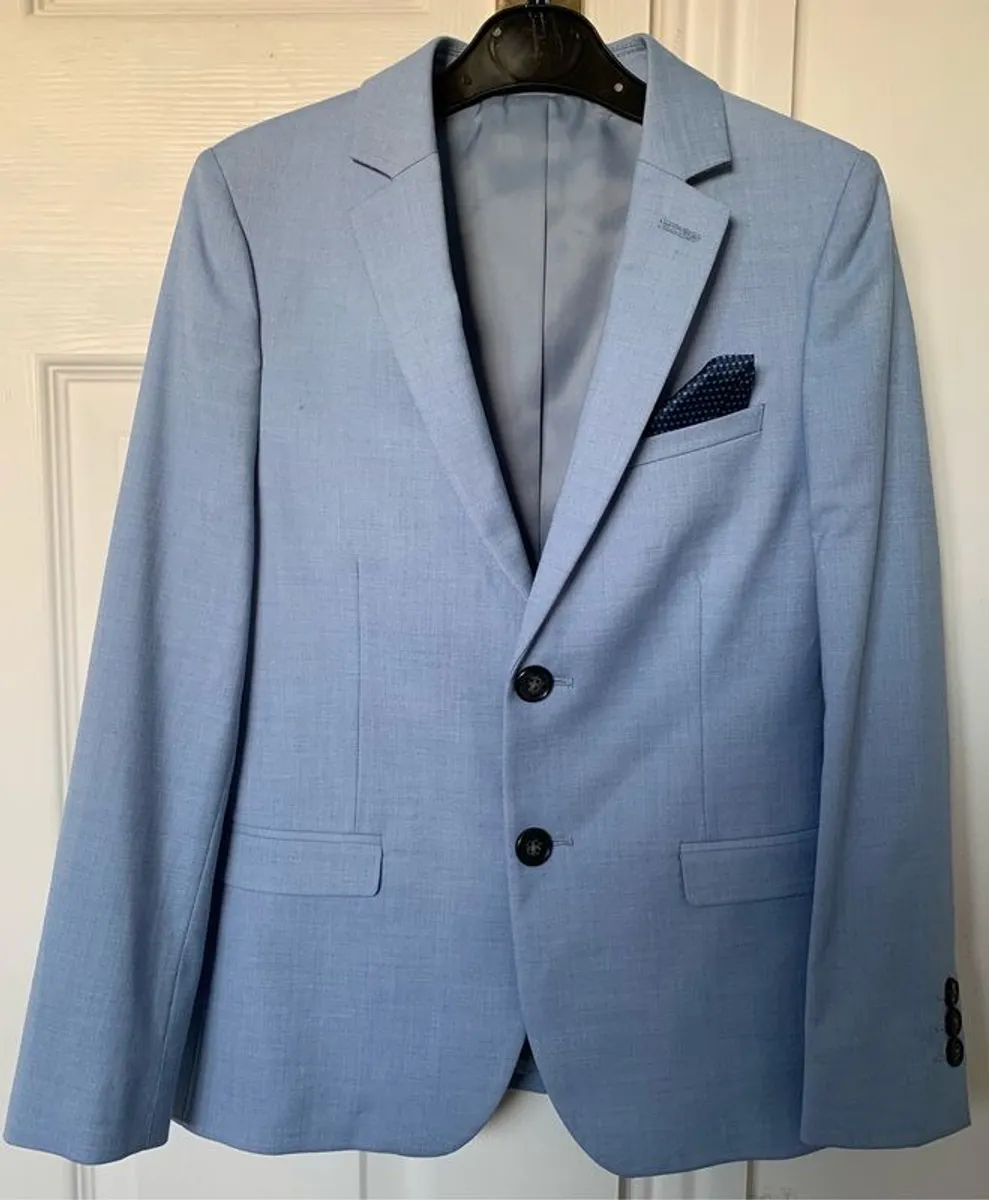 boys suit - Image 2